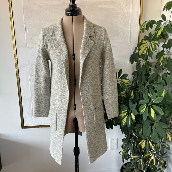 Monteau knit vest with pockets - Picture 2 of 6